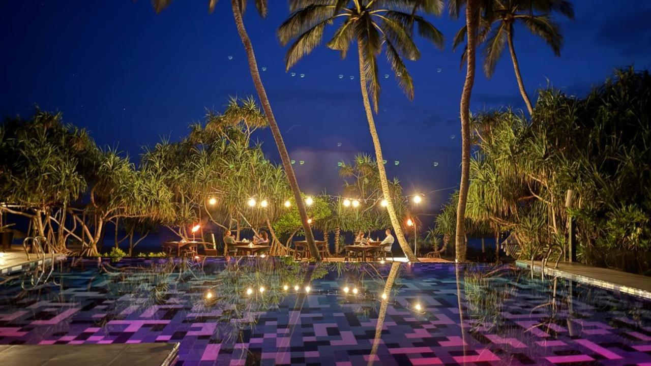 Ananya Beach Resort Тангале Екстериор снимка