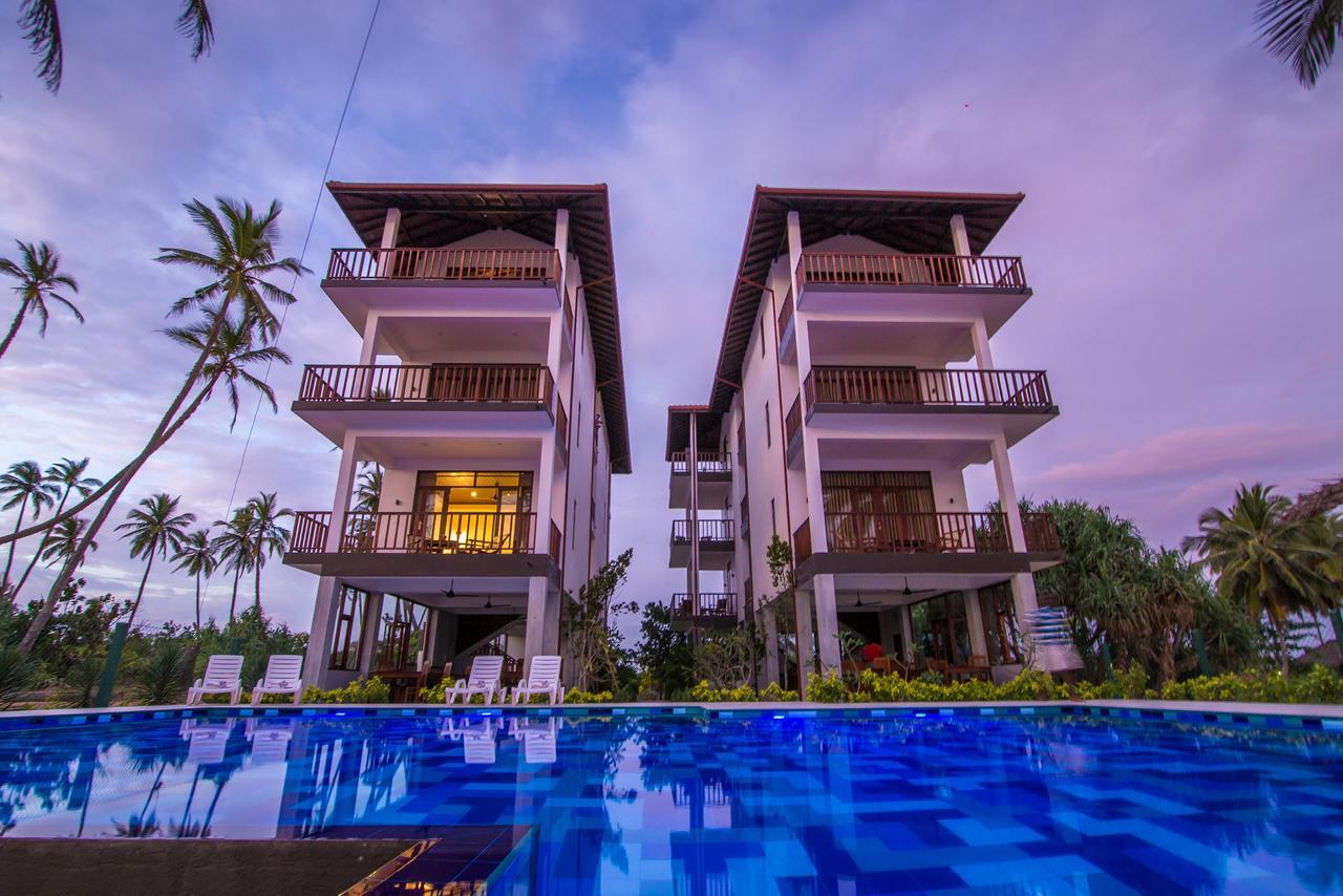 Ananya Beach Resort Тангале Екстериор снимка